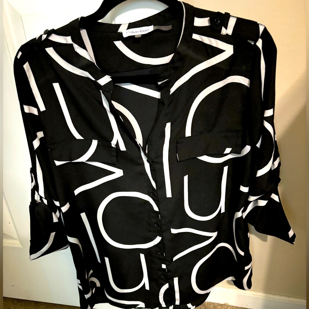 Gently Worn Calvin Klein Women’s Top size Large